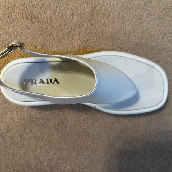 PRADA Leather platform thong sandals - Picture 4 of 7
